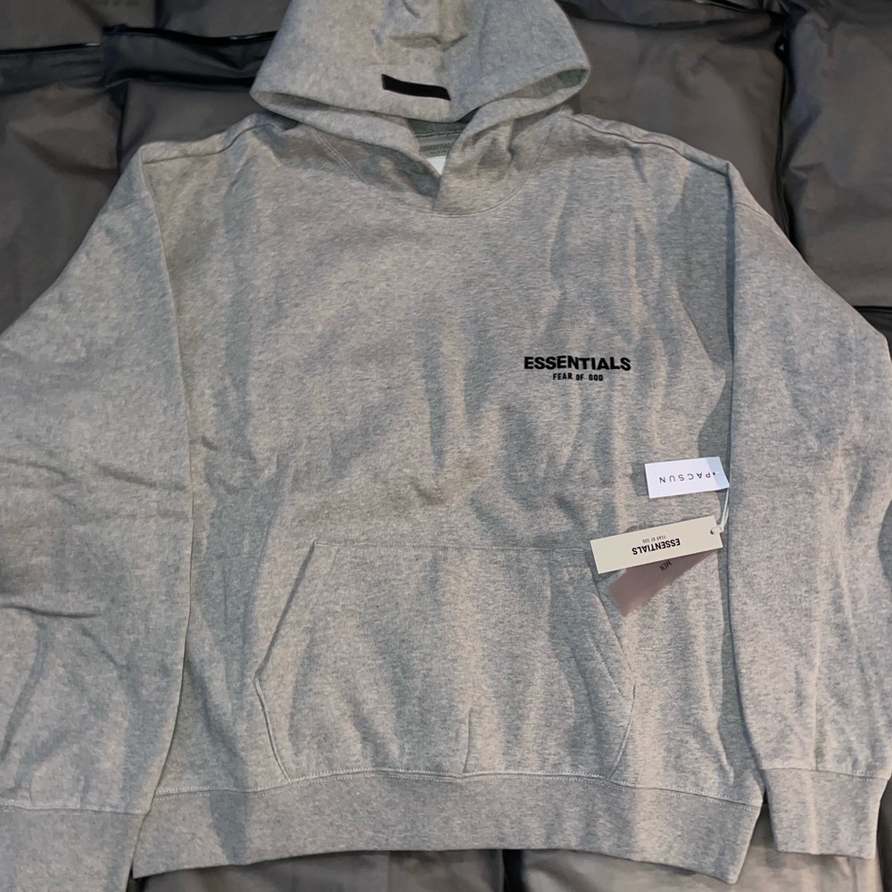 Fear of God Essentials Hoodie
'Dark Oatmeal'